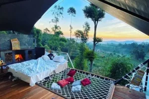 Tempat Glamping di Bandung: Camping Mewah dengan Panorama Alam yang Memesona