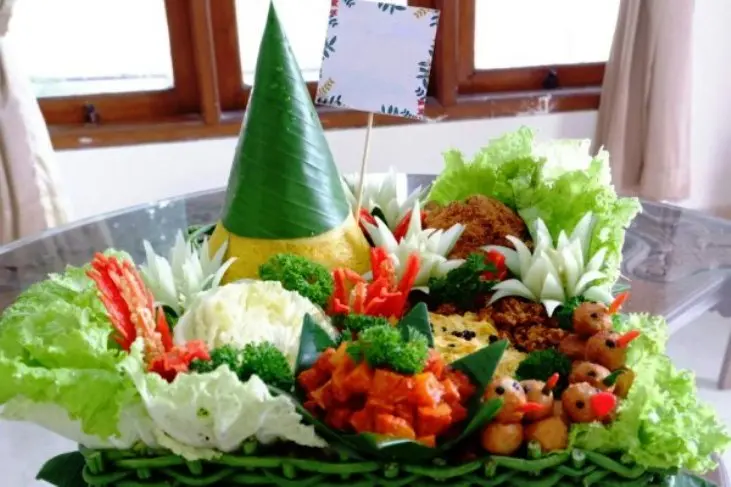 Asal-Usul Nasi Tumpeng
