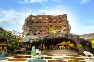 Hotel Unik di Indonesia yang Bikin Liburanmu Nggak Biasa!